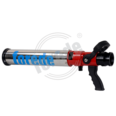 Schaumpistole mit Pistolengriff und geringer Ausdehnung